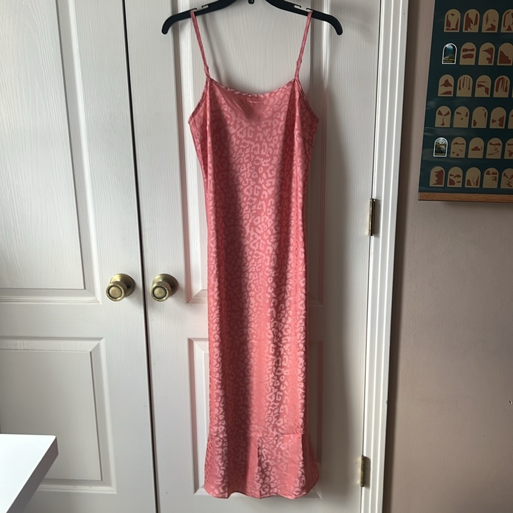 Sans Souci Pink Leopard Print Dress